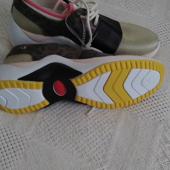 Anne Klein sneakers - Picture 3 of 6